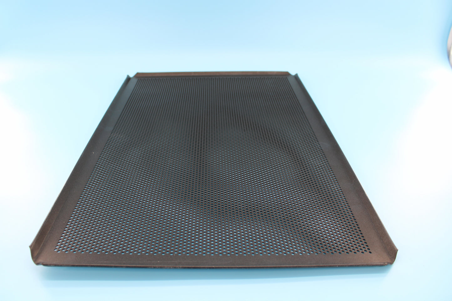 Backblech 60x40x1cm Aluminium mit Lochung (Schwarz mit Antihaftbeschichtung)
